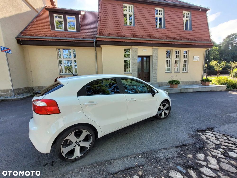 Kia Rio 1.4 XL - 2