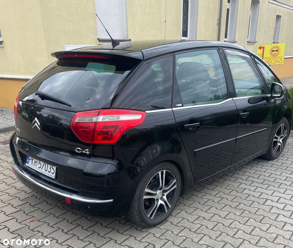 Citroën C4 2.0 HDi Exclusive - 2