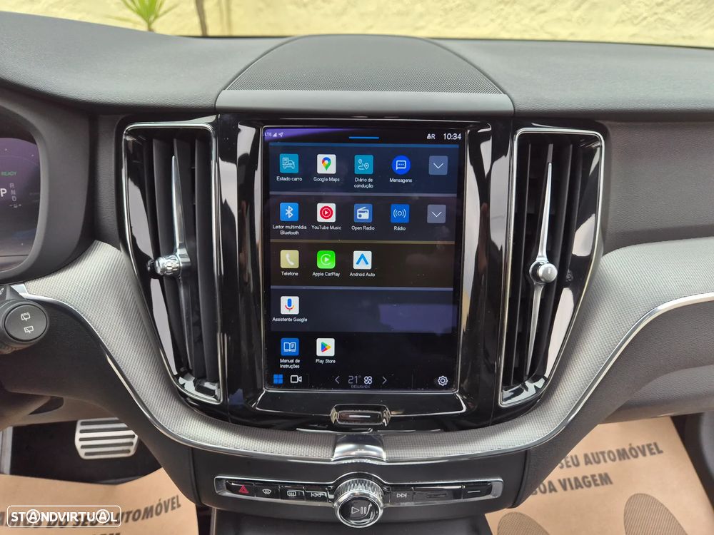 Volvo XC 60 2.0 T6 PHEV R-Design AWD - 22