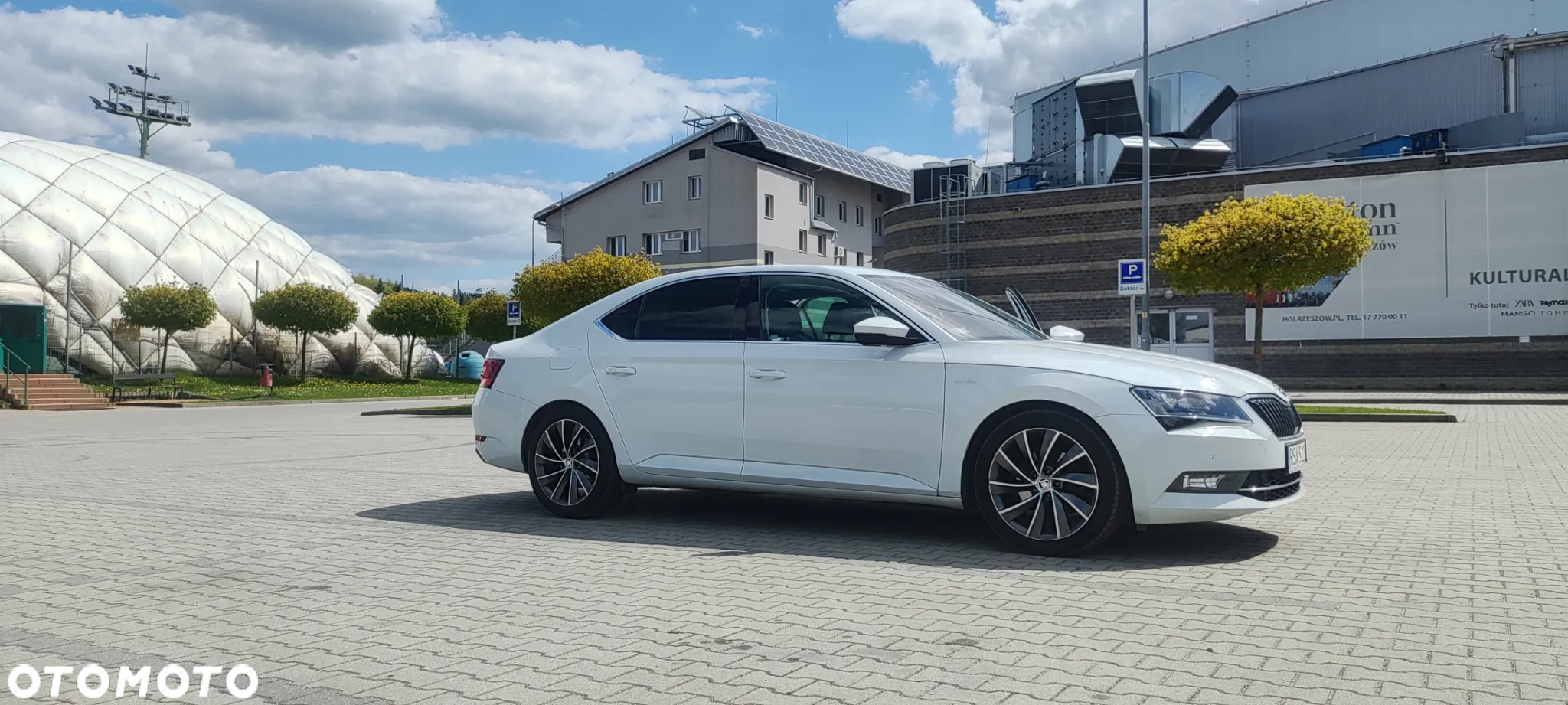 Skoda Superb 1.8 TSI L&K DSG - 13