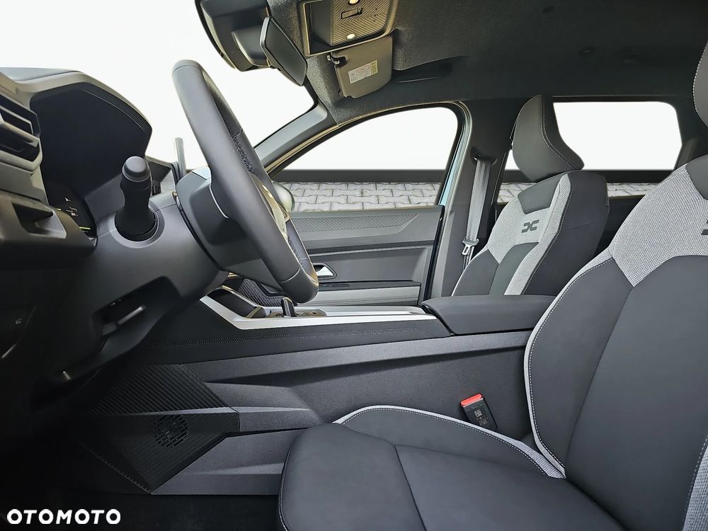 Dacia Bigster 1.8 Full Hybrid 155 Journey MMT - 10