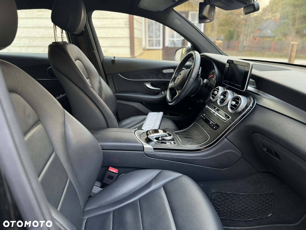 Mercedes-Benz GLC 250 4-Matic - 5