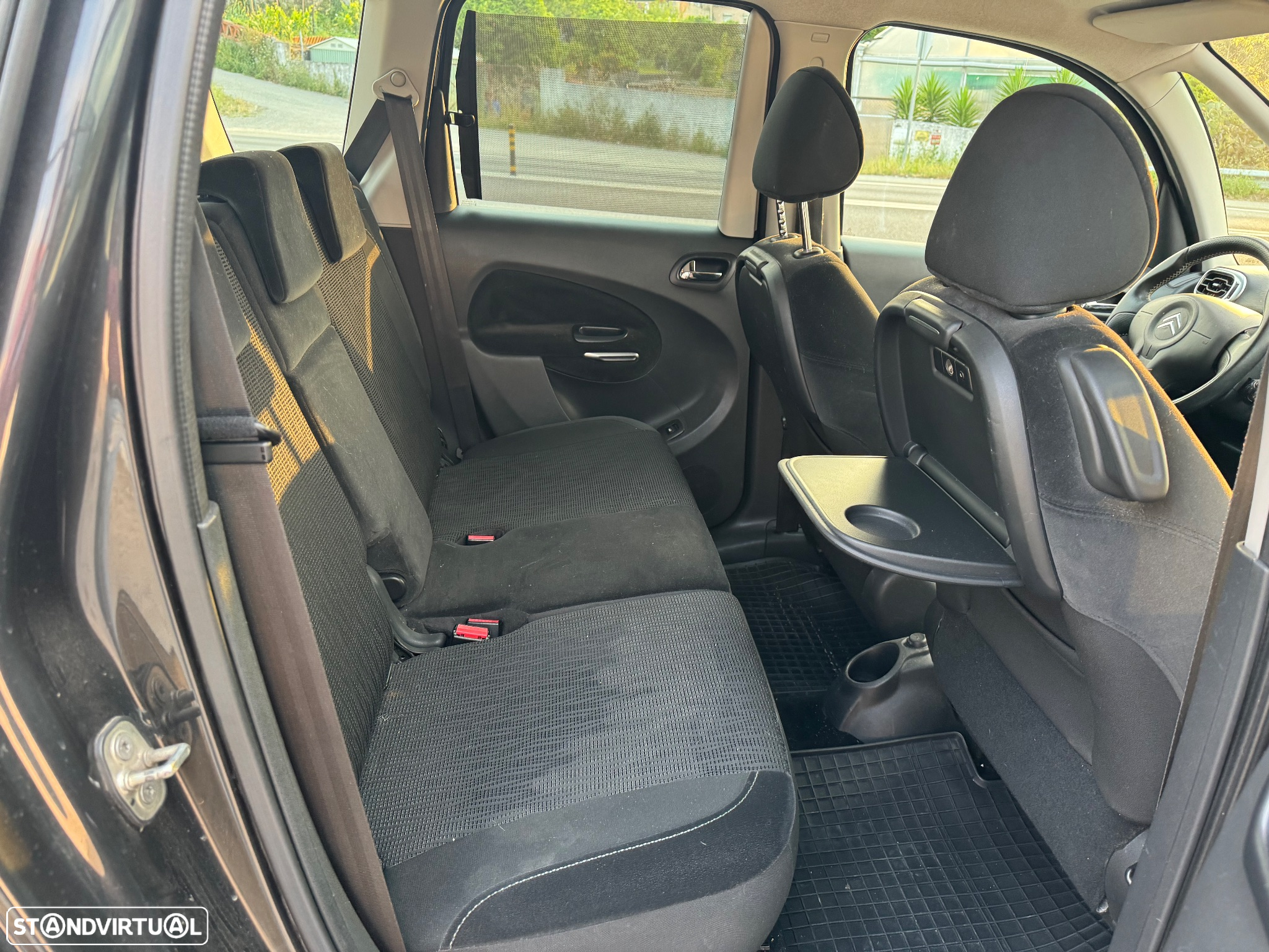 Citroën C3 Picasso 1.6 HDi Exclusive Airdream - 19