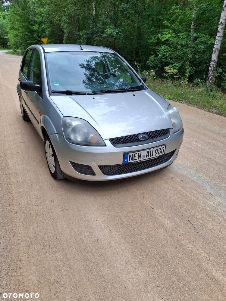 Ford Fiesta - 9