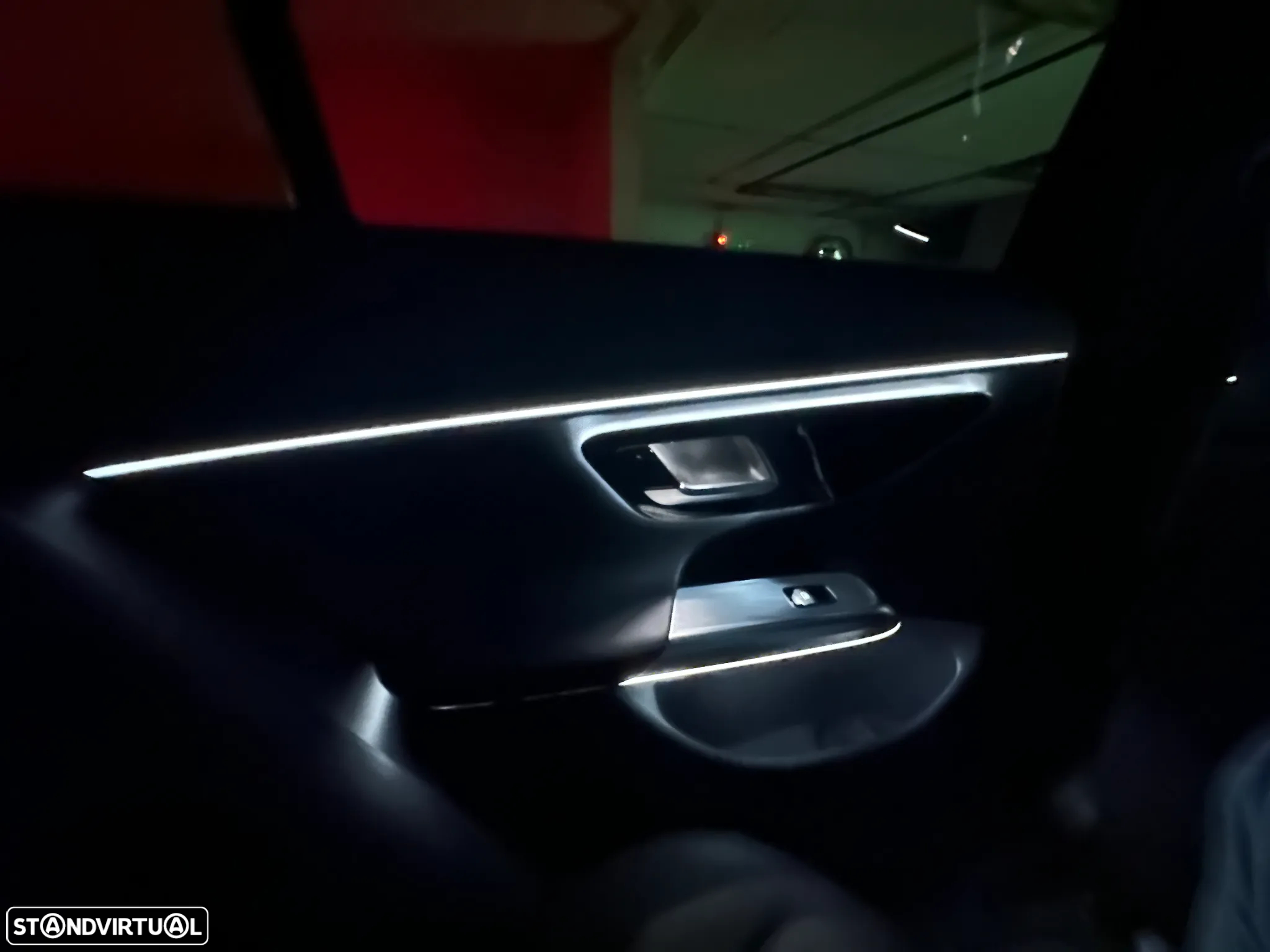 Mercedes-Benz E 300 e Avantgarde - 30