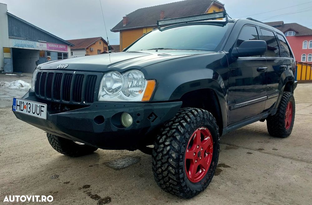 Jeep Grand Cherokee - 1