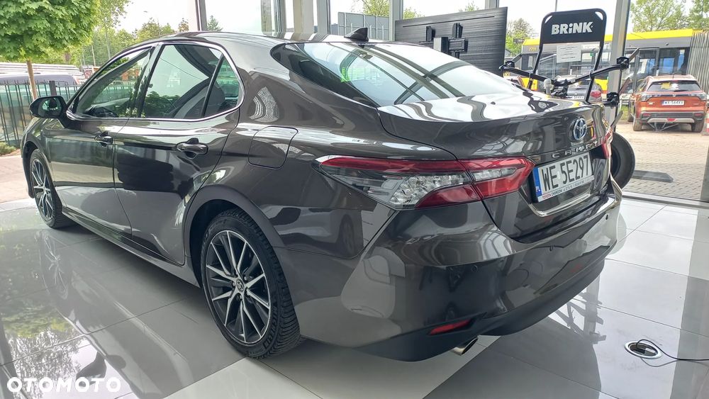 Toyota Camry 2.5 Hybrid Executive CVT - 6