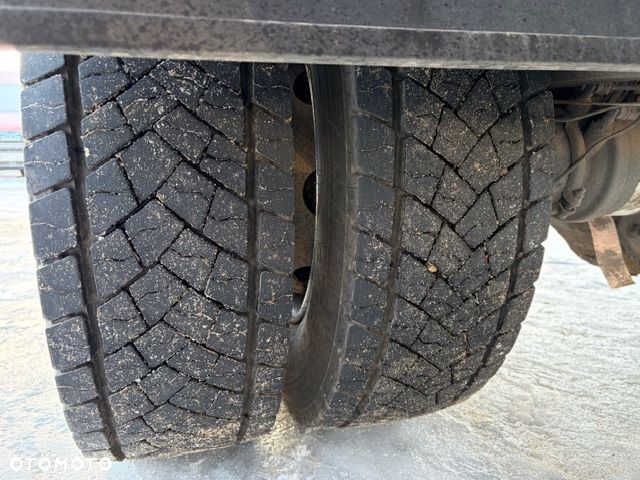 Iveco EUROCARGO 120E25 KONTENER + WINDA - 28