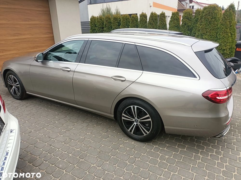 Mercedes-Benz Klasa E - 7