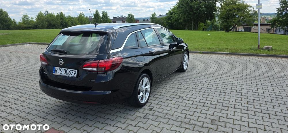 Opel Astra 1.6 CDTI Dynamic S&S - 9