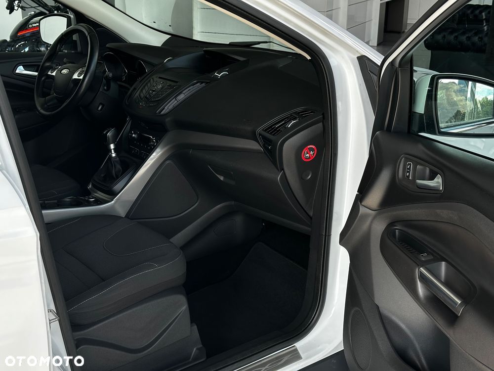 Ford Kuga - 20