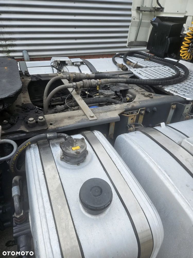 DAF XF - 9