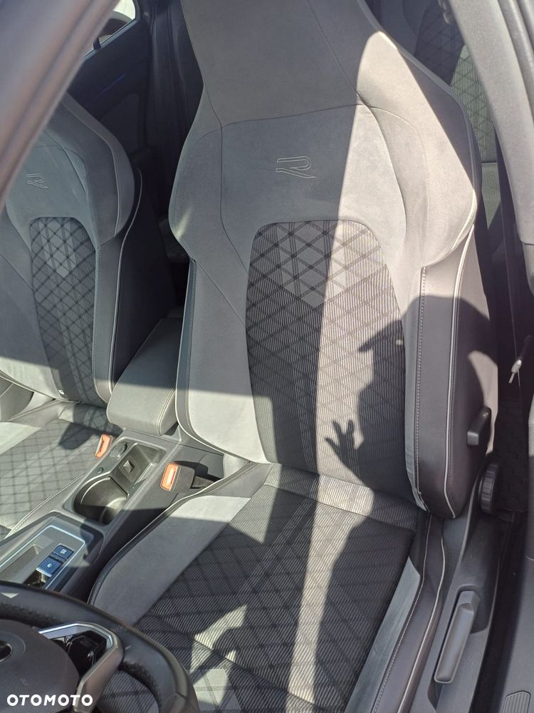 Volkswagen Golf 2.0 TDI SCR DSG R-Line - 8