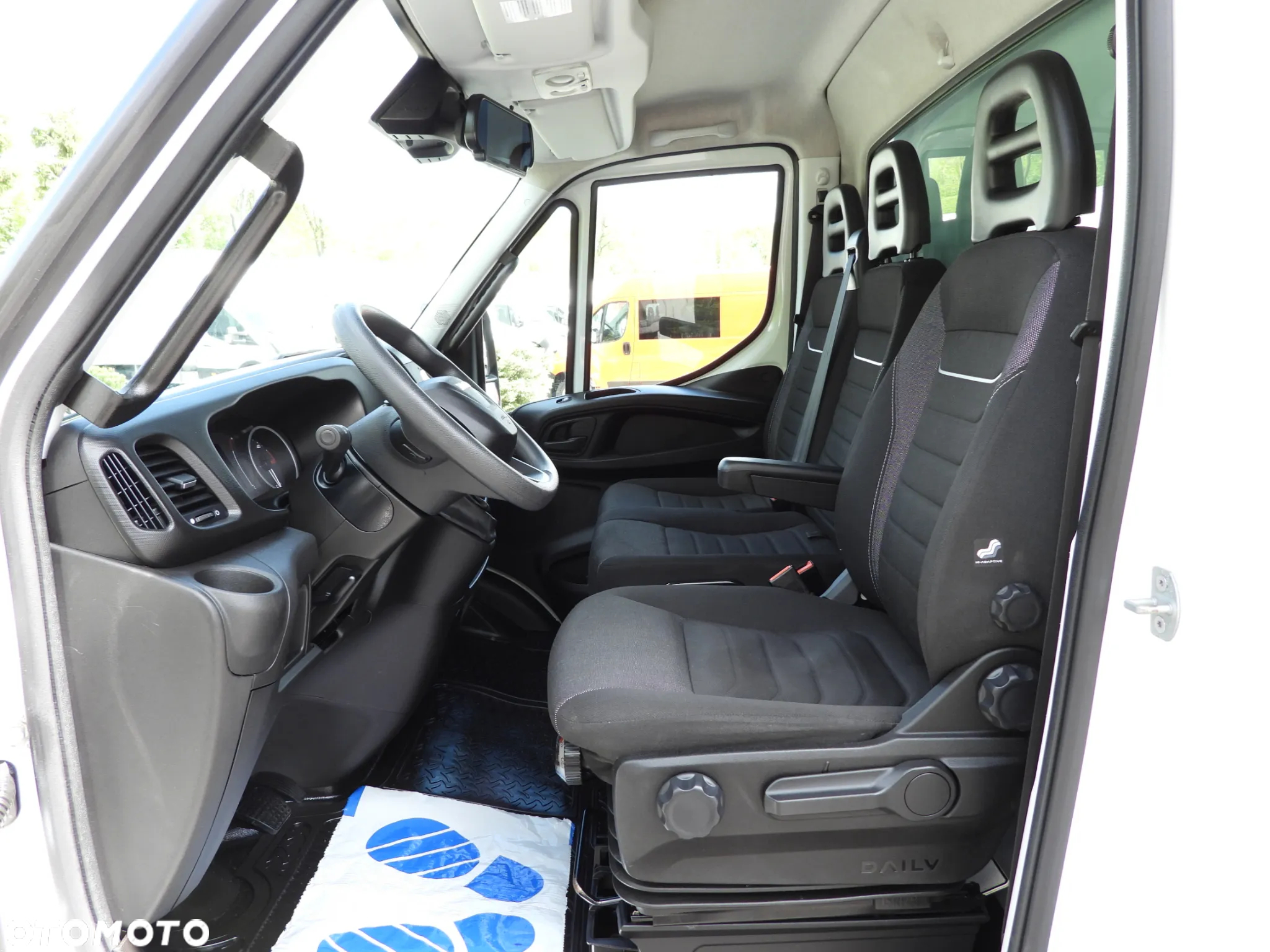 Iveco DAILY 35C16 KONTENER WINDA 8 PALET TEMPOMAT AUTOMAT HI-MATIC BLIŹNIACZE KOŁA KLIMATYZACJA 160KM [ 708305 ] - 24