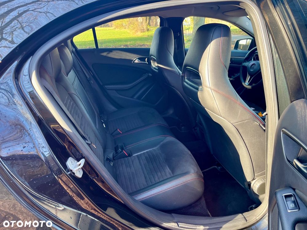 Mercedes-Benz Klasa A 180 d BlueEffICIENCY Edition Style - 10