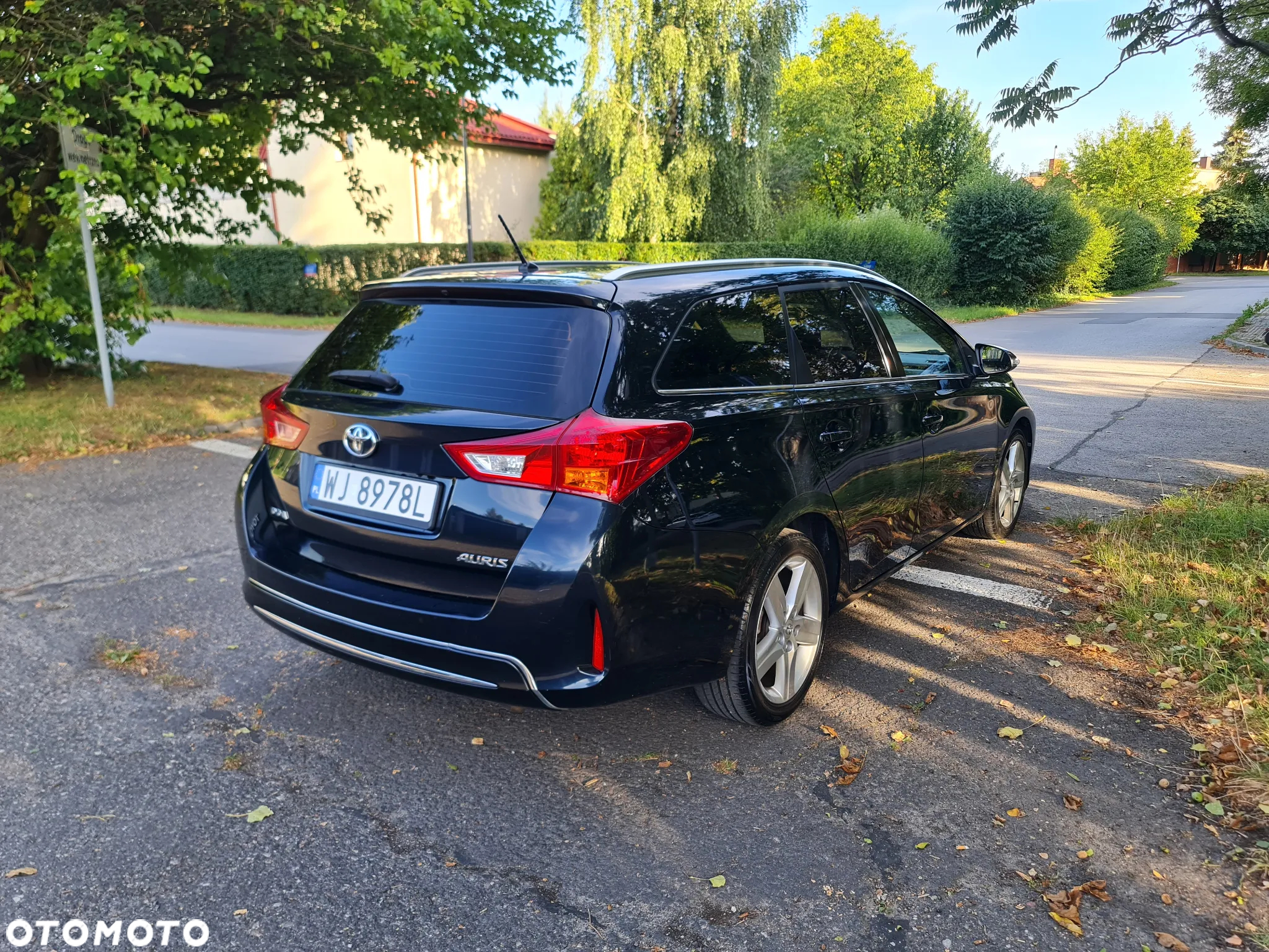 Toyota Auris 1.33 Dual-VVT-i Touring Sports - 11