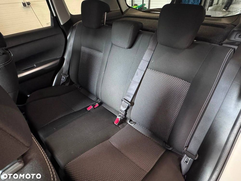 Suzuki Vitara 1.0 Boosterjet Premium 2WD - 23