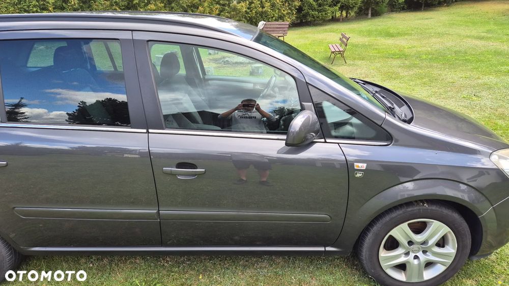 Opel Zafira 1.7 CDTI 111 - 12