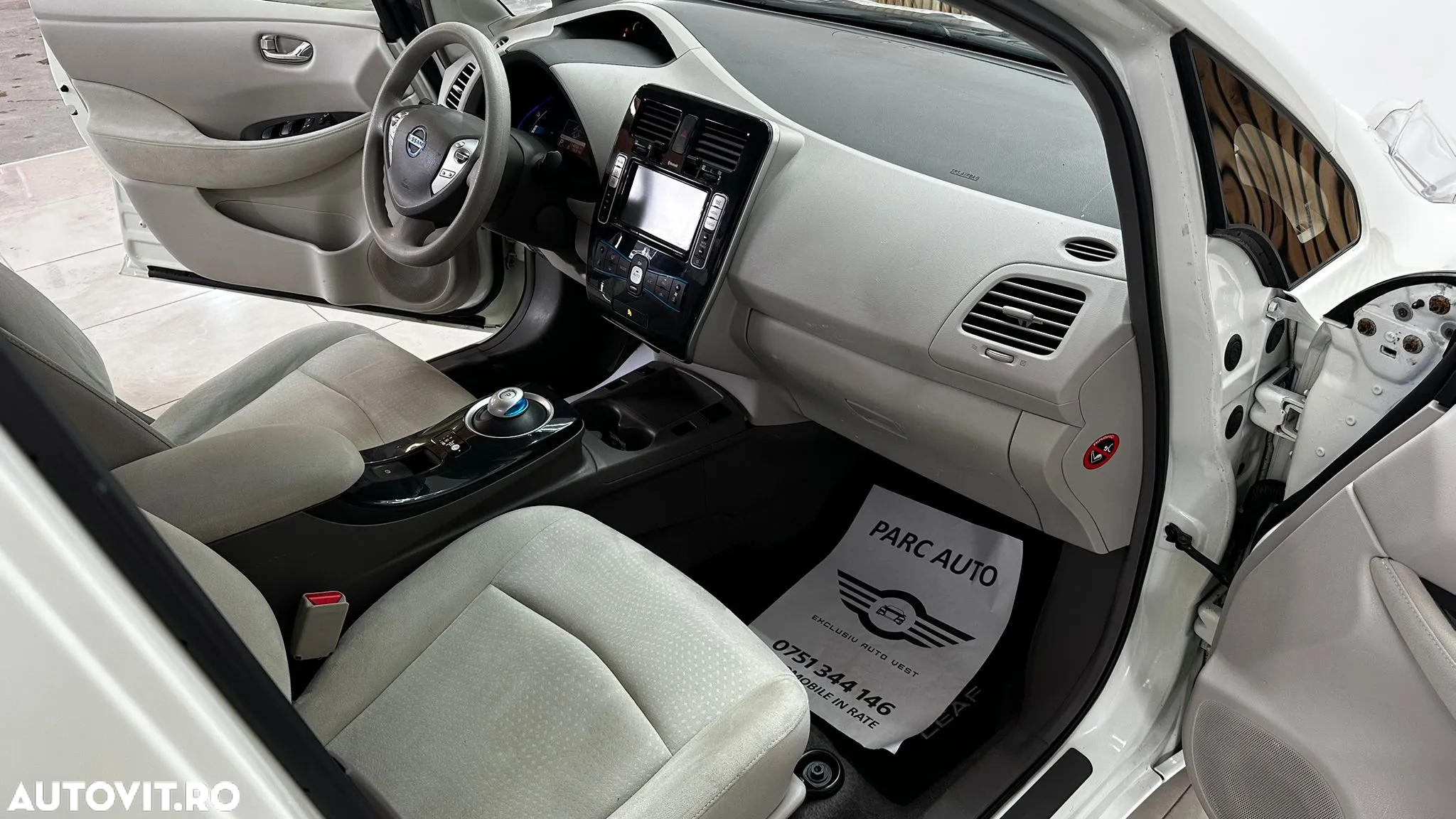 Nissan LEAF - 8