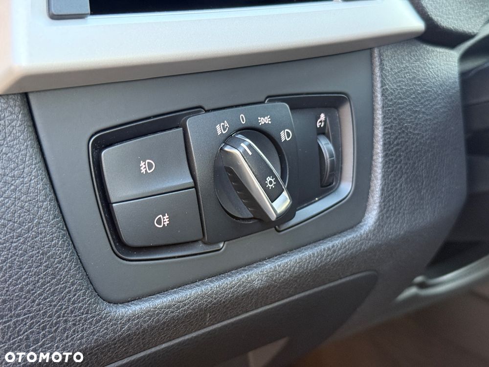 BMW Seria 3 316d - 32