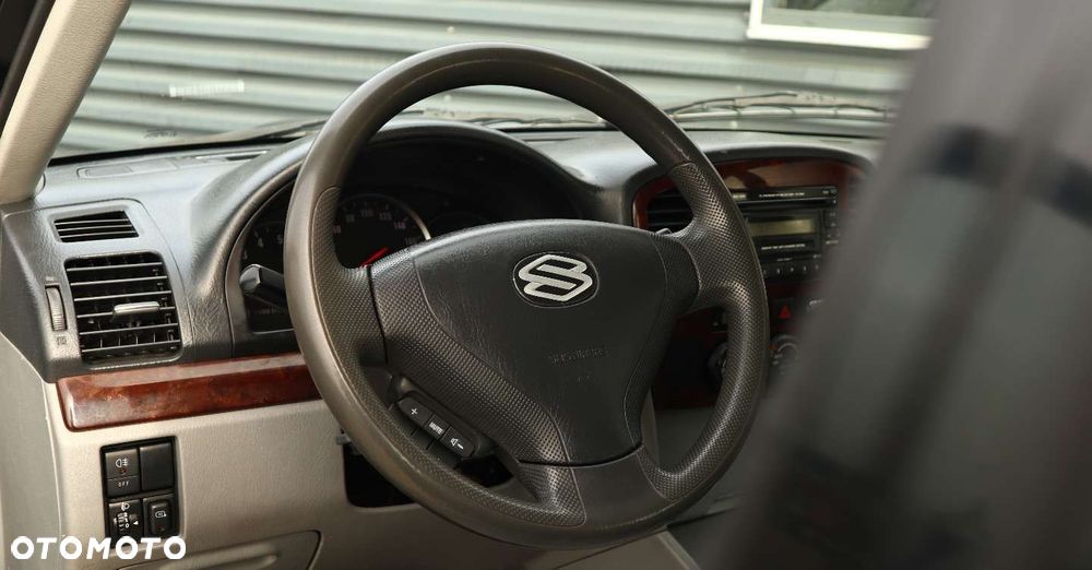 Suzuki Grand Vitara - 12