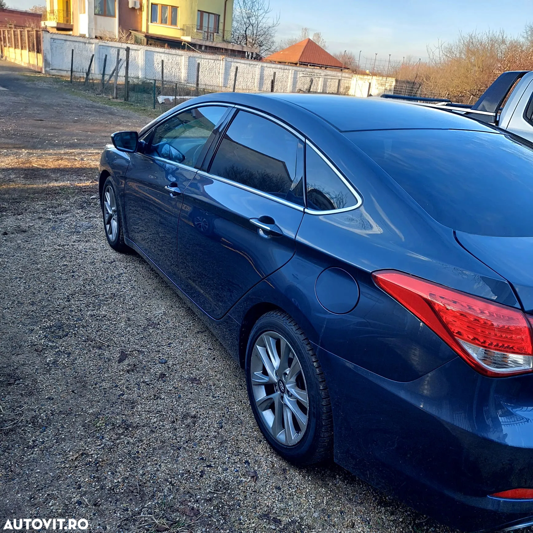 Hyundai i40 1.7 CRDI DPF CW TPMS Aut. Supreme - 11