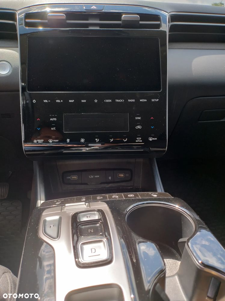 Hyundai Tucson - 16