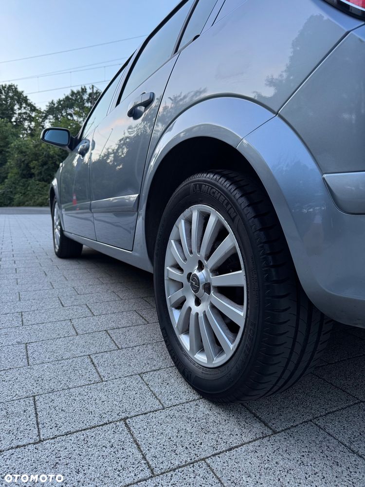 Opel Astra 1.6 Catch me - 9