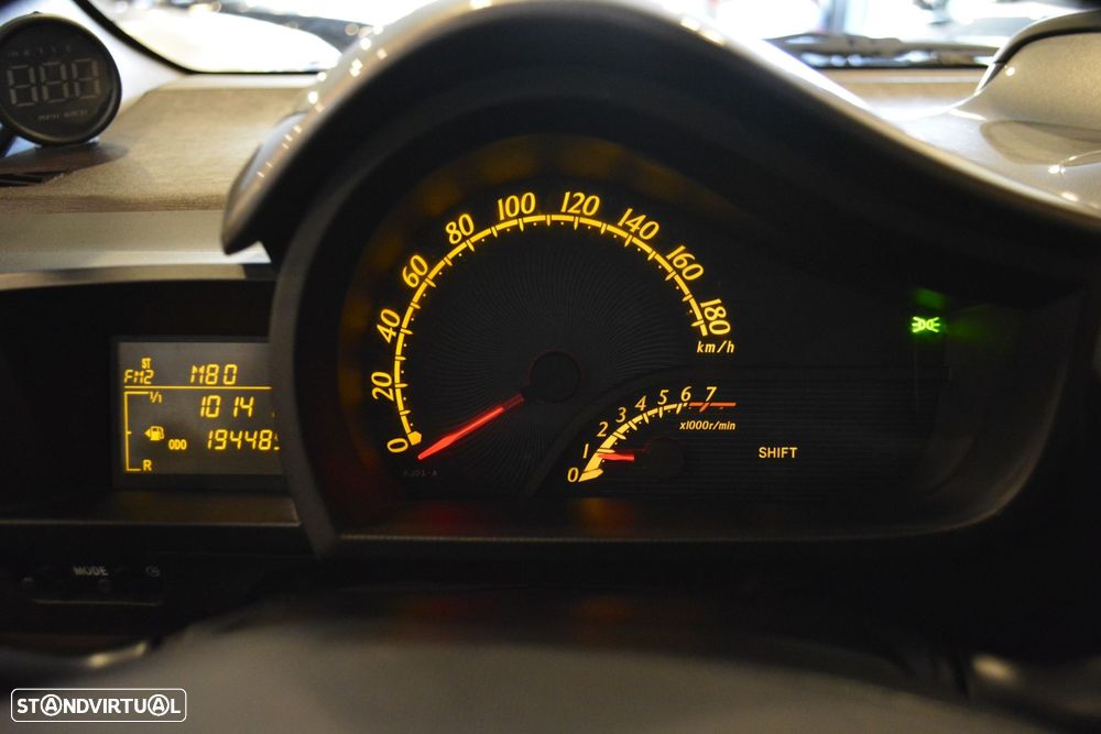 Toyota iQ 1.0 VVT-i Essential+AC - 9