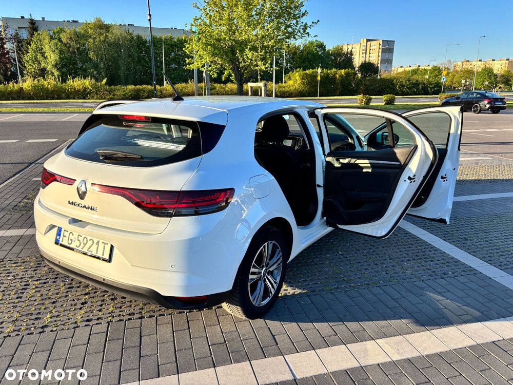 Renault Megane 1.5 Blue dCi Intens - 15