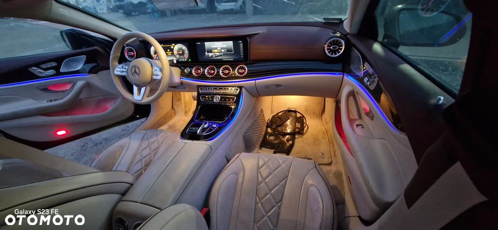 Mercedes-Benz CLS 400 d 4Matic 9G-TRONIC AMG Line - 28