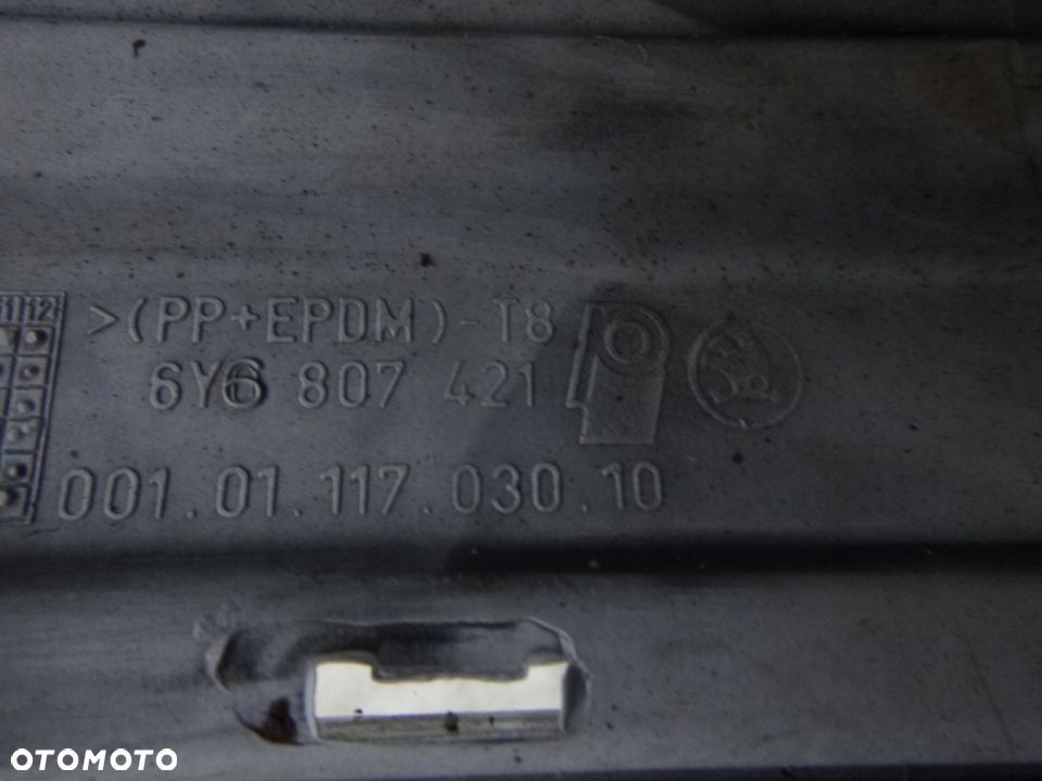 SKODA FABIA 1 I HB ZDERZAK TYŁ ORYGINAŁ - 2