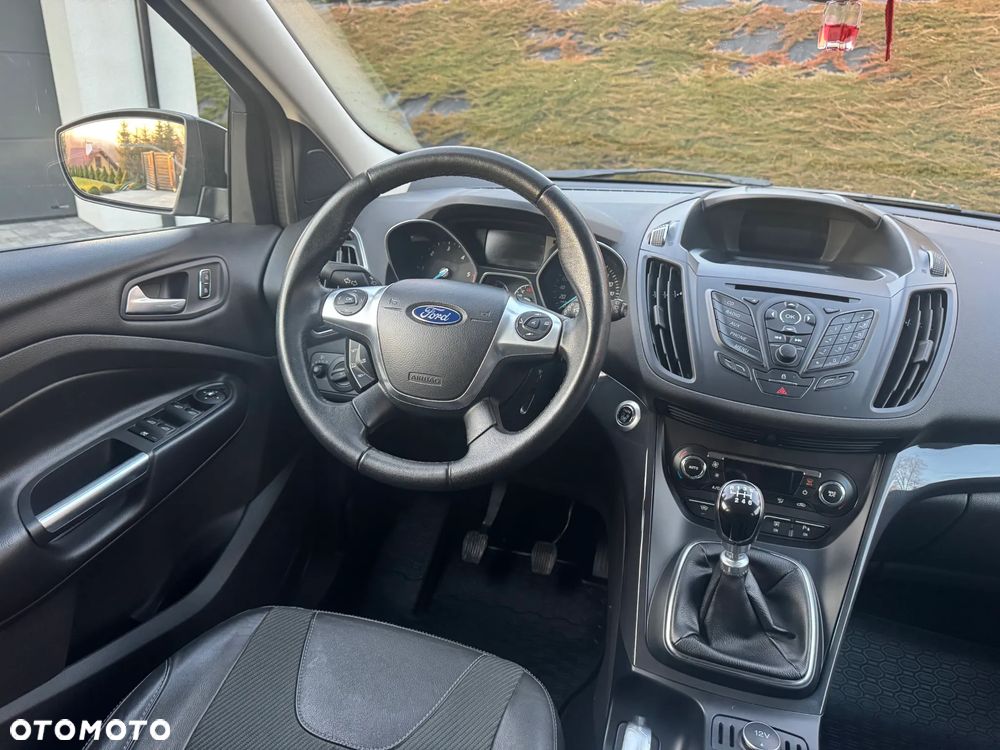 Ford Kuga 2.0 TDCi 4x4 Titanium - 11