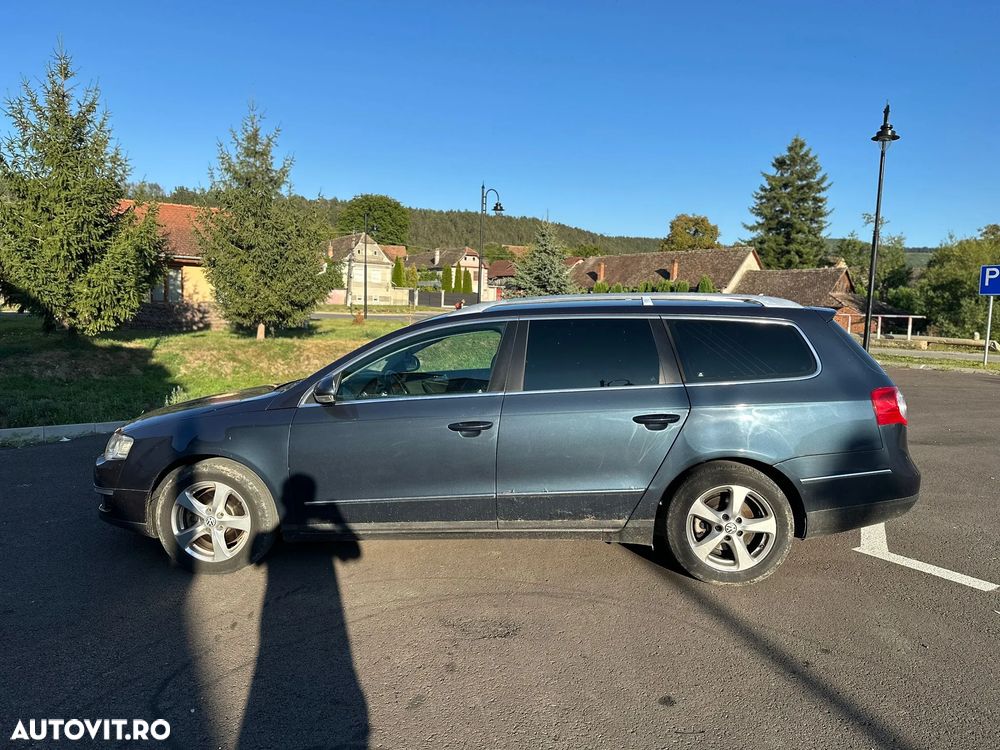 Volkswagen Passat 2.0 TDI Highline DPF 4Motion - 9