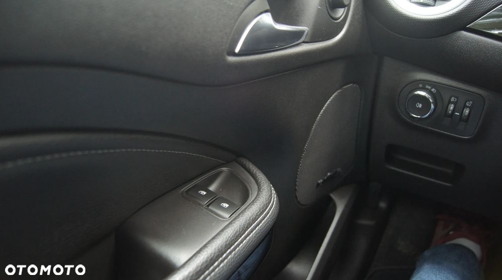Opel Adam 1.2 Black Jack - 20