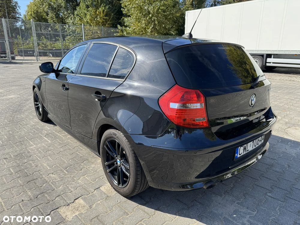 BMW Seria 1 118d - 4