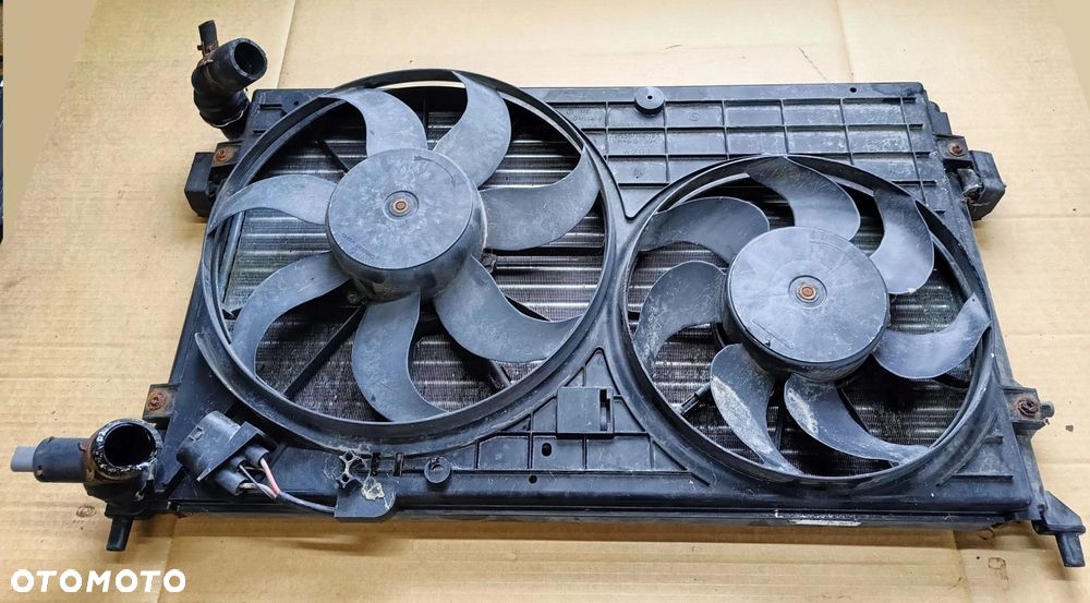 Octavia II wentylator chłodnicy chłodnica wody komplet Skoda