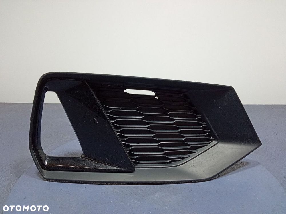 AUDI A7 C8 KRATKA ZDERZAKA PRAWY PRZÓD PRZEDNIA 4K8807682B - 1