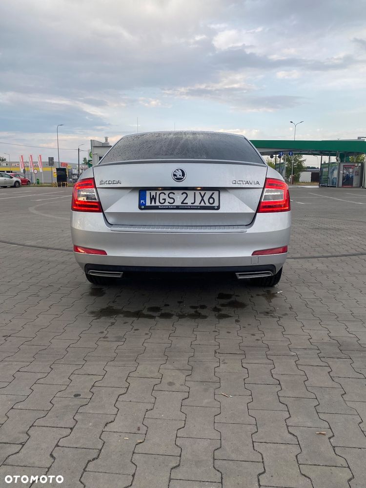 Skoda Octavia 1.4 TSI Style DSG - 4