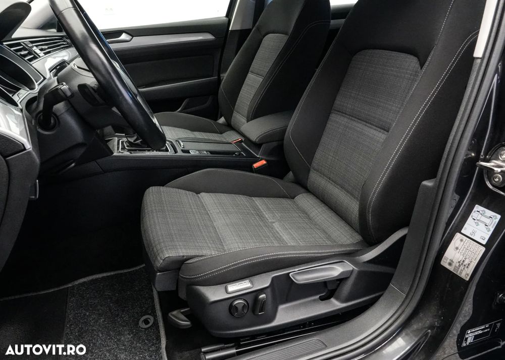 Volkswagen Passat 1.5 TSI ACT DSG Comfortline - 13
