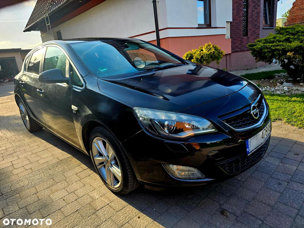 Opel Astra 2.0 CDTI Cosmo - 3