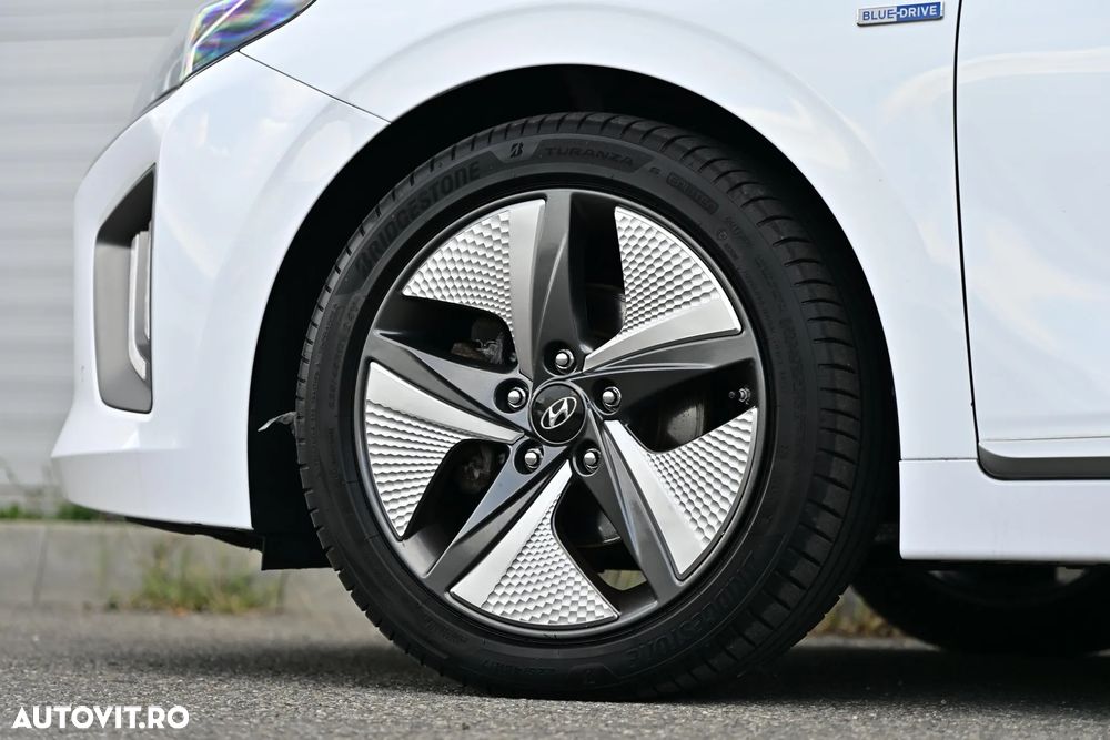 Hyundai IONIQ 141CP Exclusive - 13