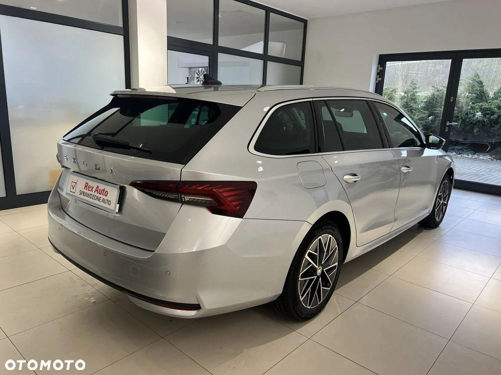 Skoda Octavia 1.5 TSI Selection - 8