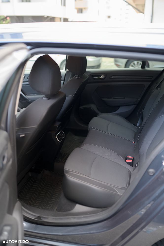 Renault Megane - 7