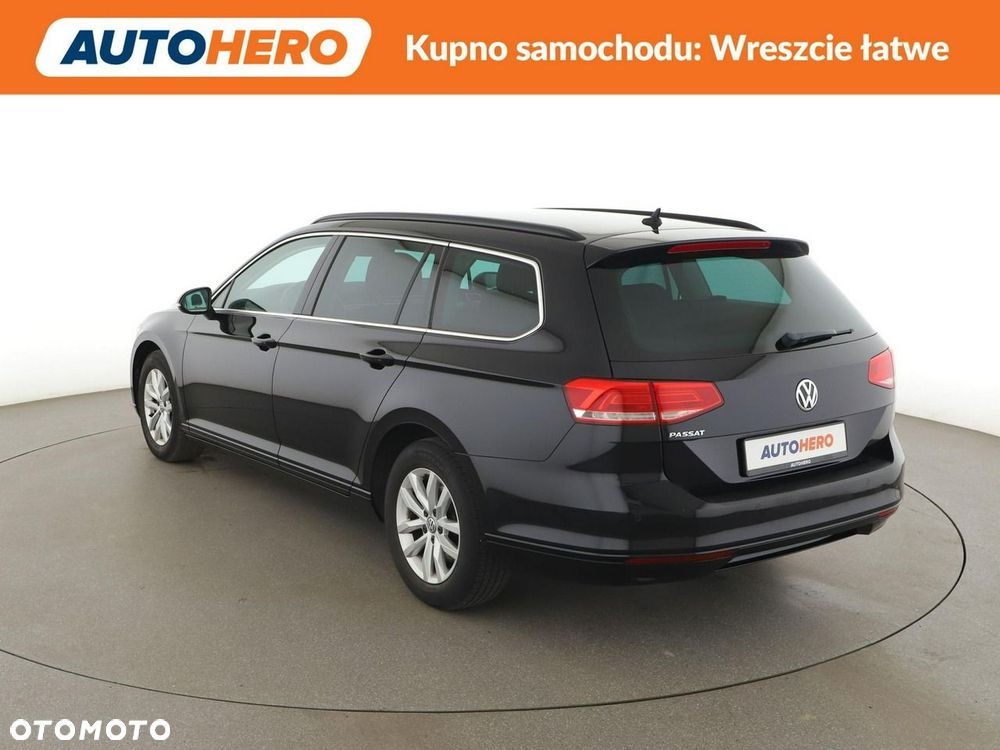 Volkswagen Passat - 5