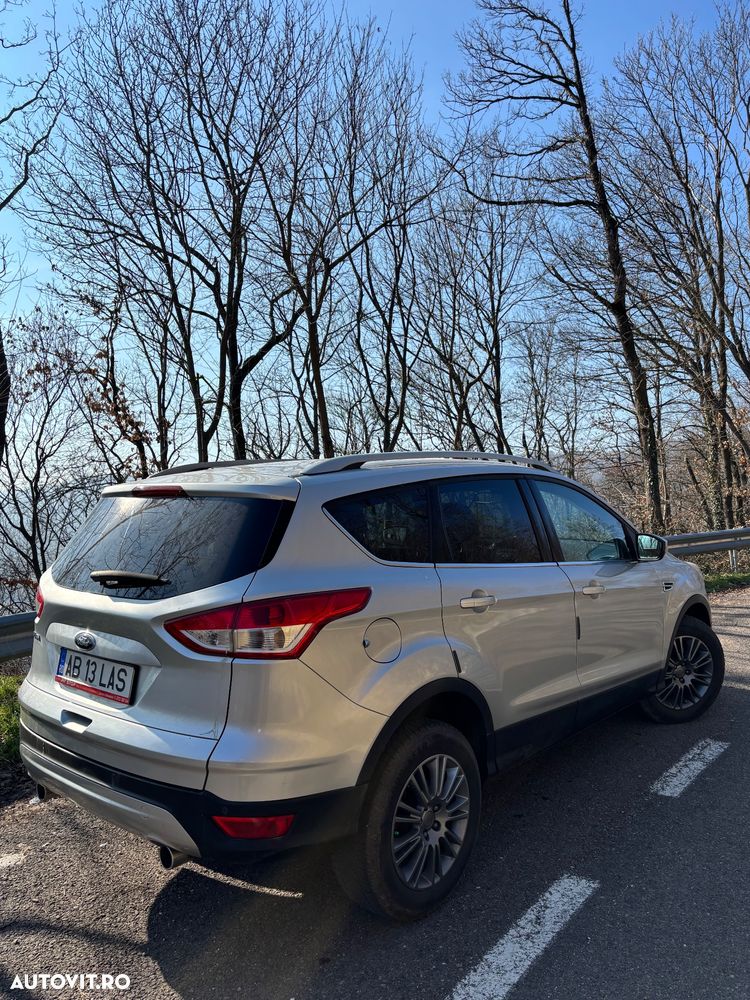 Ford Kuga 2.0 TDCi Powershift 4WD Titanium - 10