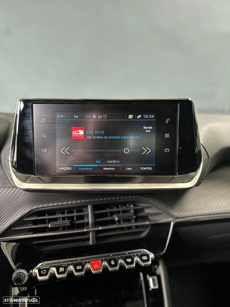 Peugeot 2008 1.2 PureTech Allure - 9