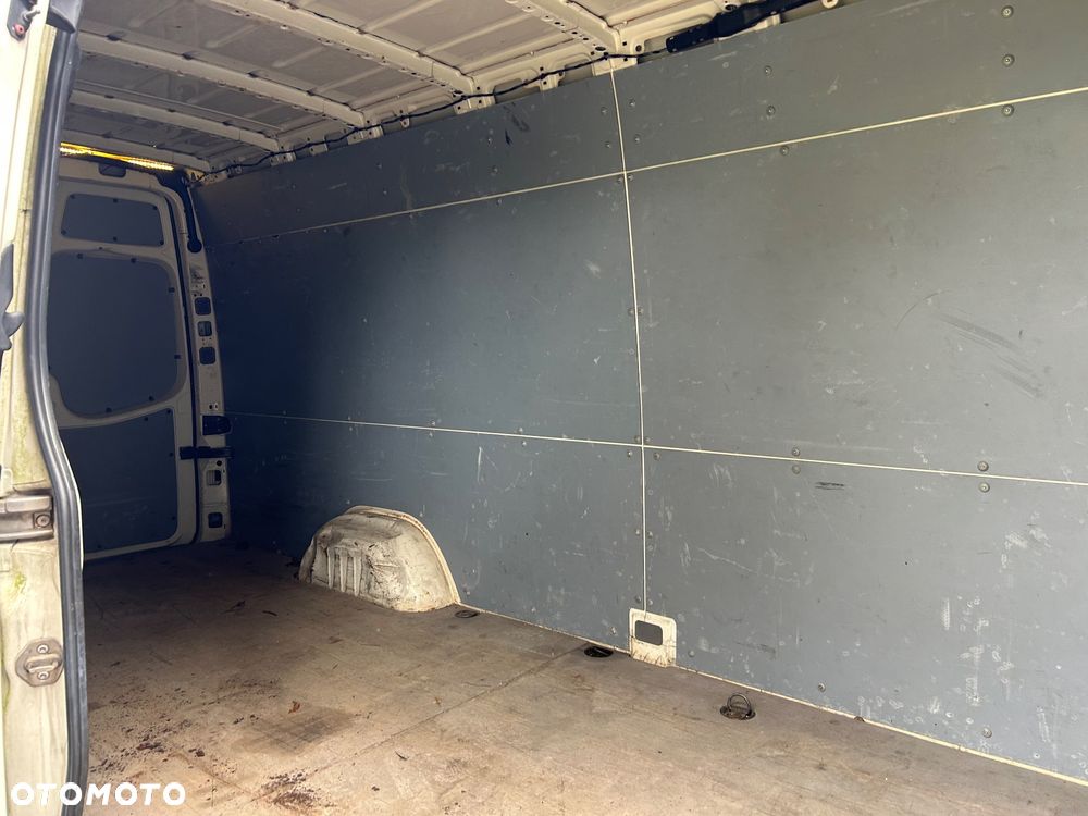 Volkswagen Crafter - 8