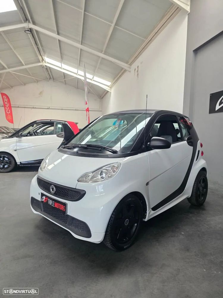 Smart ForTwo Coupé 1.0 mhd Pure 71 Softouch - 6