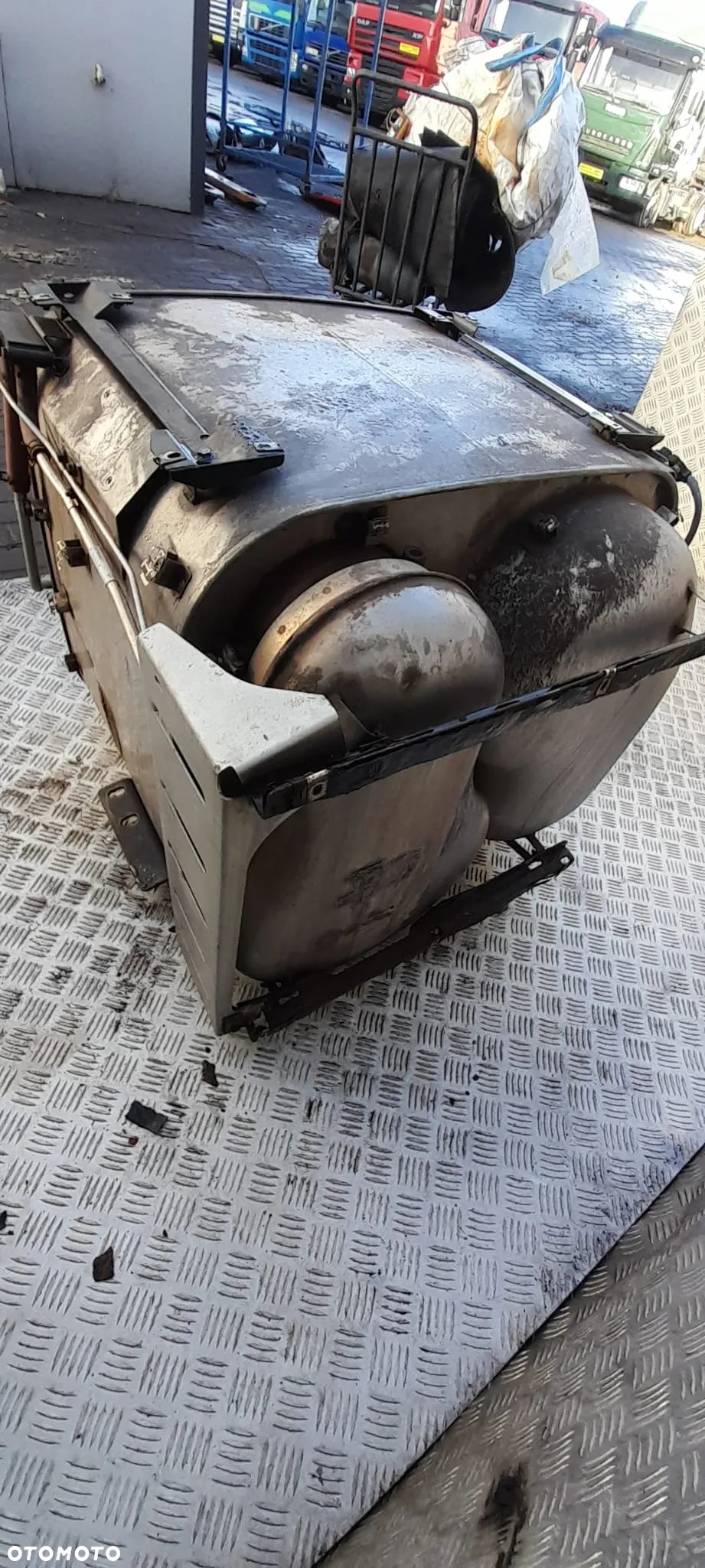 MAN TGX katalizator dpf tłumik 81985177000 - 4